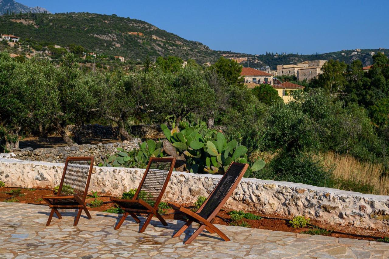Villa Aloni Ekies Kardhamili Esterno foto